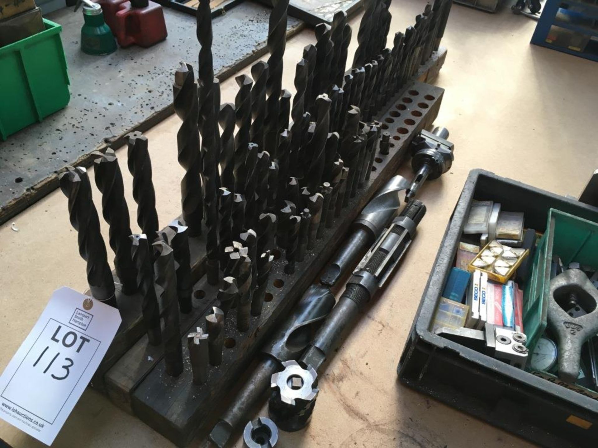 A quantity of collets, tool holders, chuck jaws and drill bits - Image 4 of 6