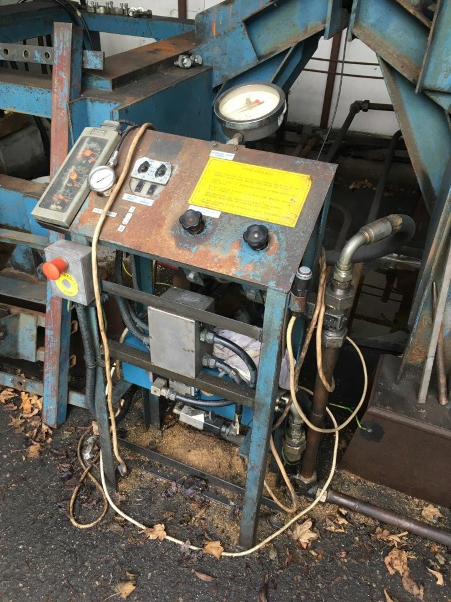 Electric/hydraulic power plant with connections to a twin winch test cradle with drum load measuring - Image 3 of 6