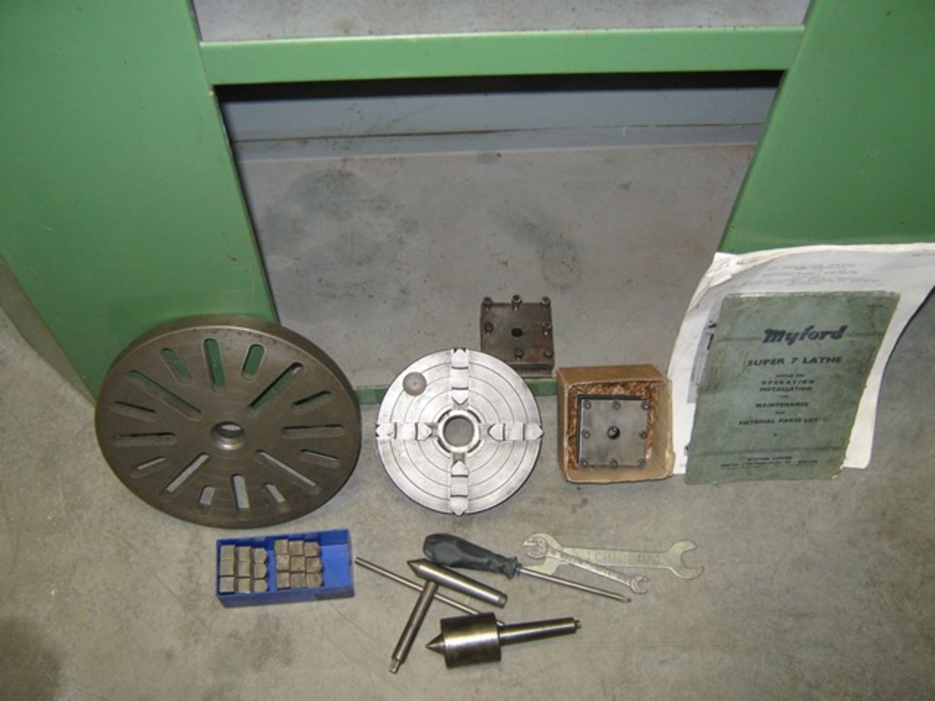 Myford Super 7 lathe, 3 & 4 Jaw Chuck, Faceplate and tooling as shown - Image 4 of 4