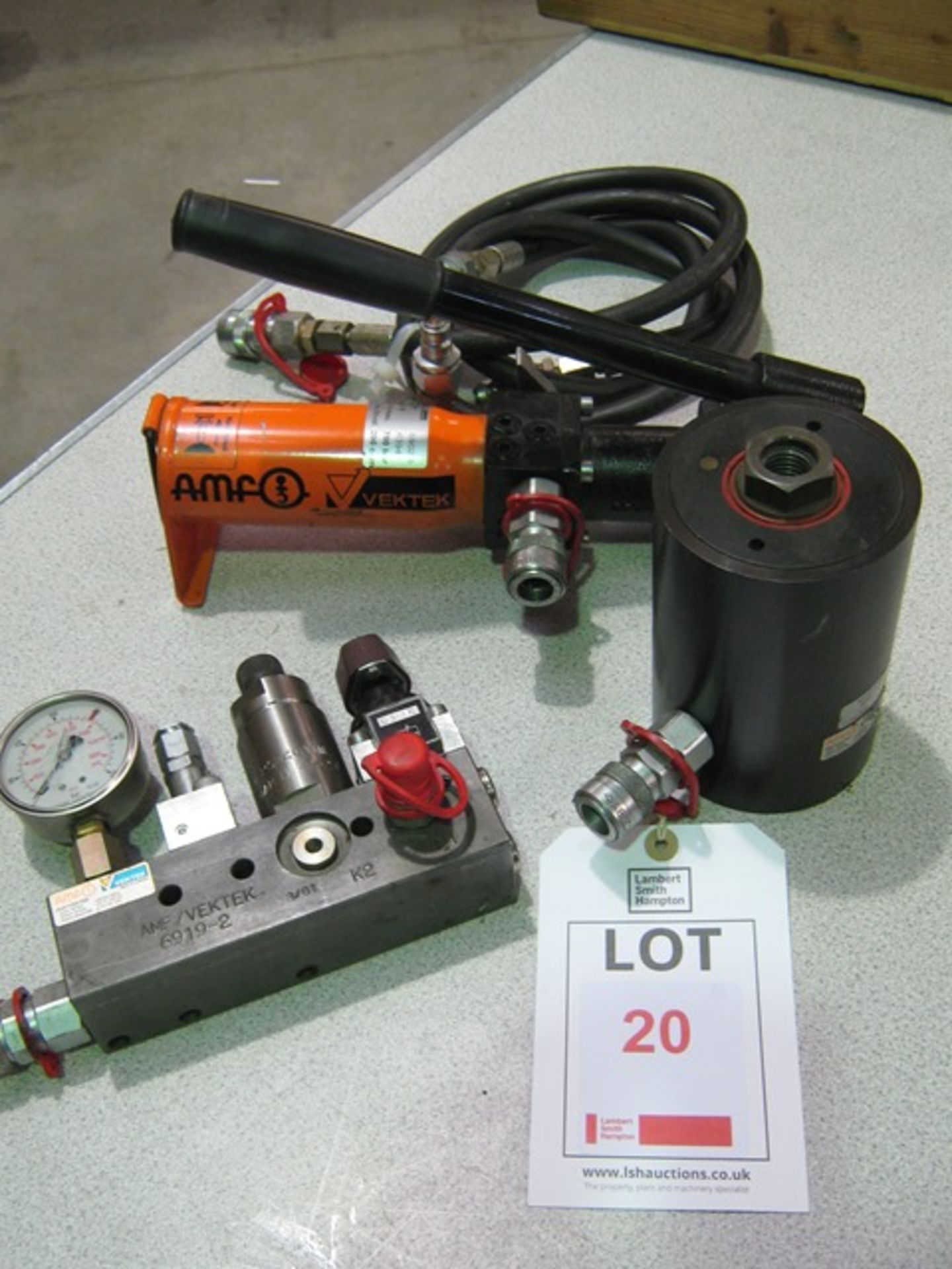 AMF Hydraulic Pump and Jack