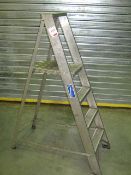 Step Ladder, 3 Tread