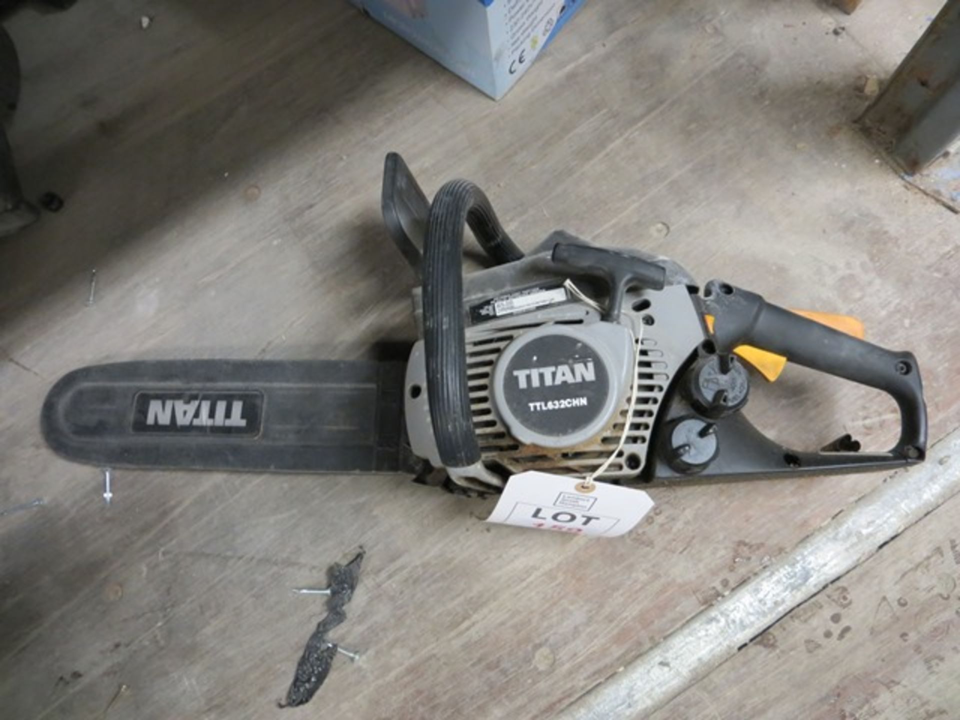 Titan TT L632 CHN petrol chain saw