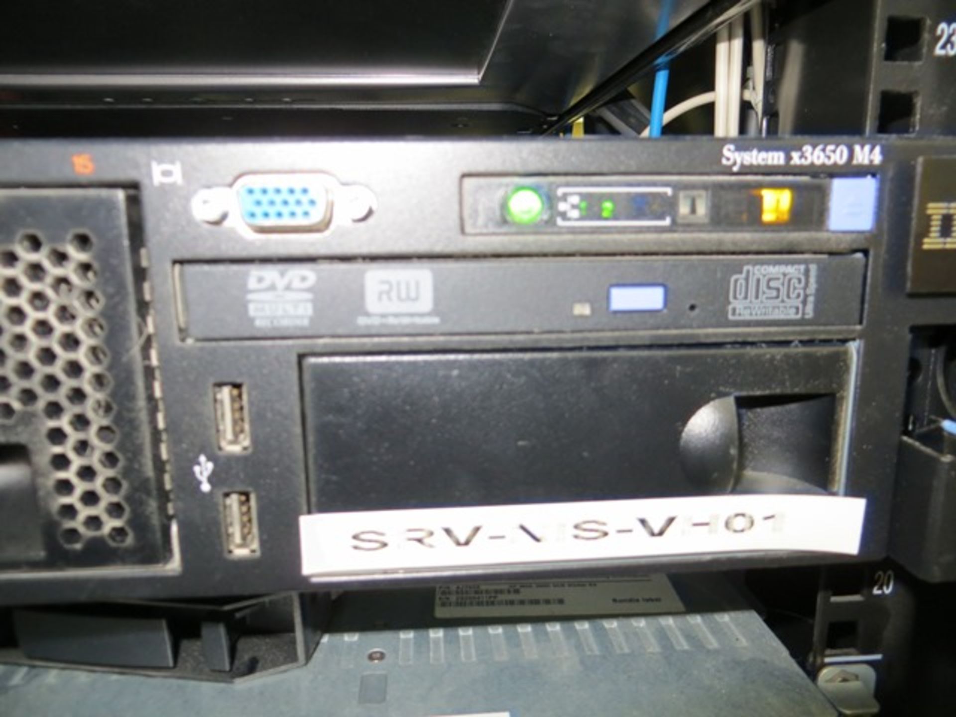 IBM X3650 M4 server s/n KDOM2TO