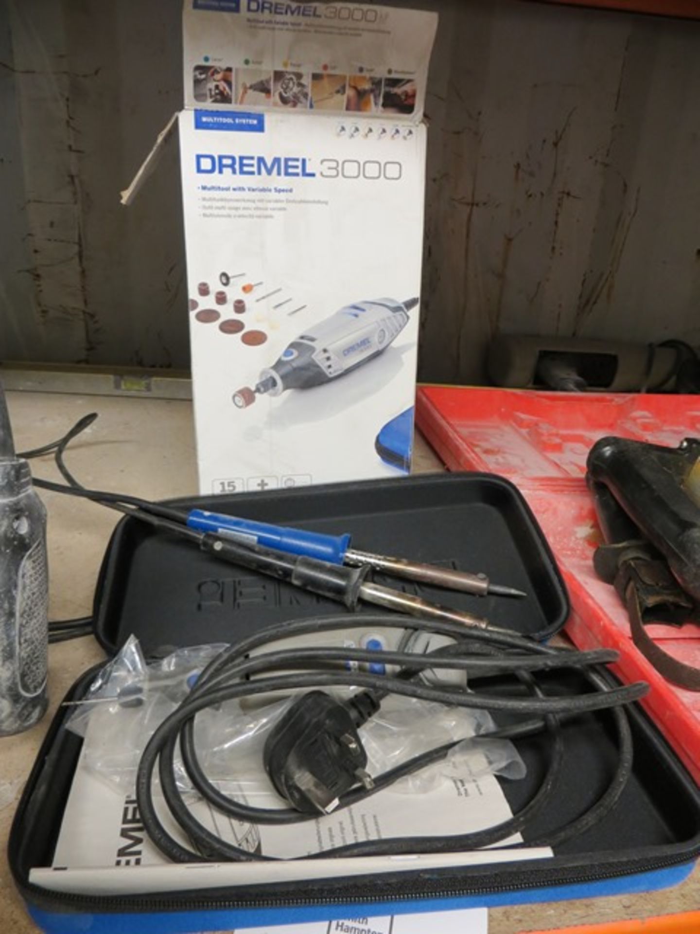 Dremel 3000 Multitool c/w 2 240v soldering irons