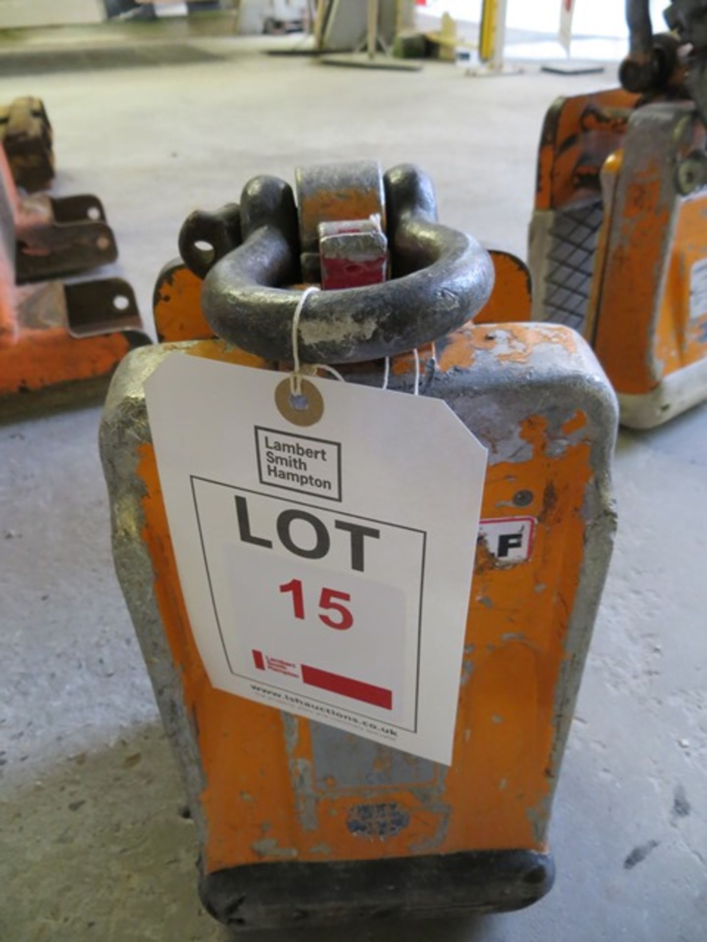 Aard Wolf Lifter 50 10-50mm Slab Lifting Attachment. Thorough examination certificate due - Image 2 of 2