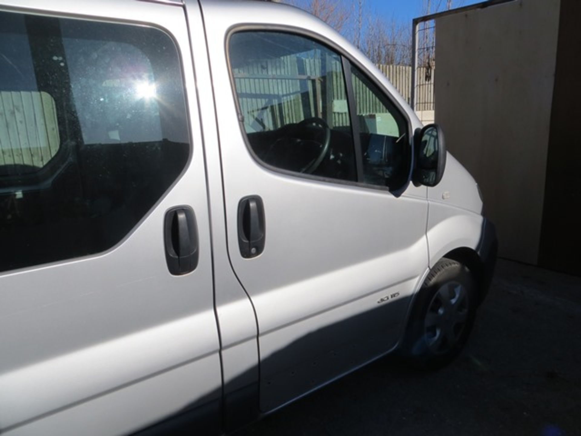 Renault Traffic LL29 DCi Diesel 6 seater Panel Van with side windows Reg No BN12GVE 1996cc, - Image 7 of 11