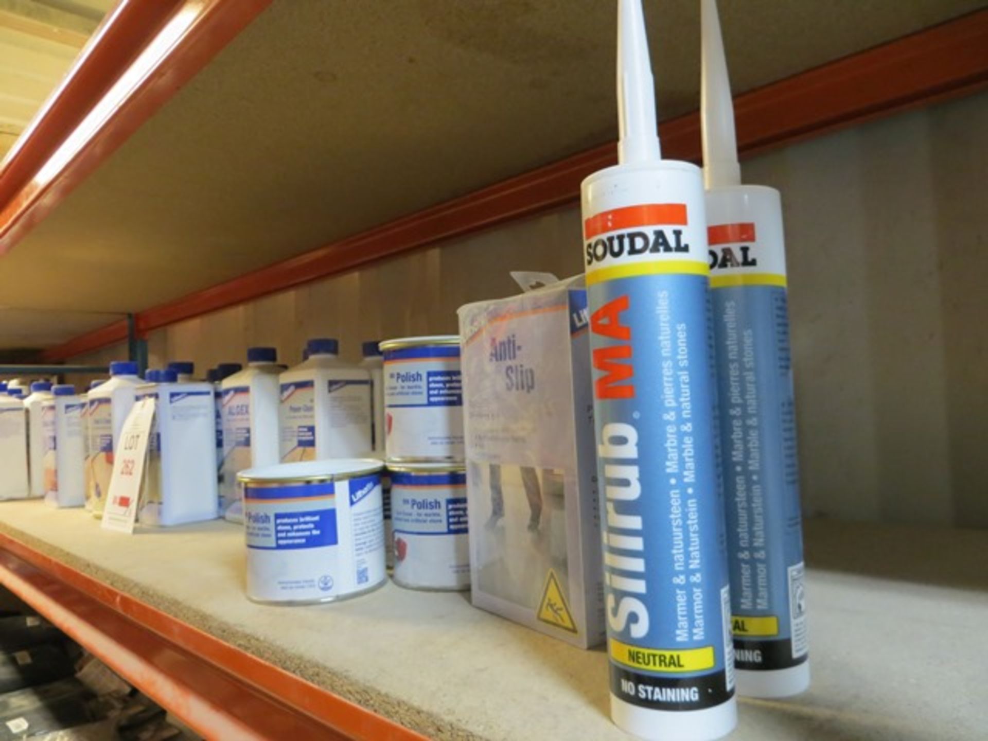 Shelf containing Lithofin Rust-Ex, Easy-Care, Stain-Stop, Outdoor-Cleaner, Wexa, Splash-Stop, - Image 4 of 4