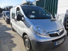 Vauxhall Vivaro 2900 CDTi diesel 6 seater panel van Reg No WR12YNP d.o.r. 17/07/2012 1995cc taxed to