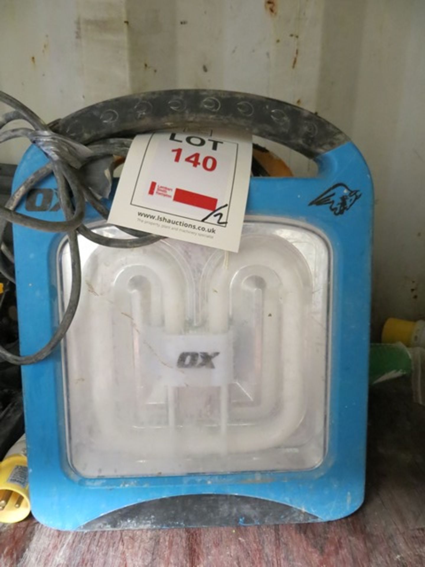 Two Floor Standing 110v Worklights