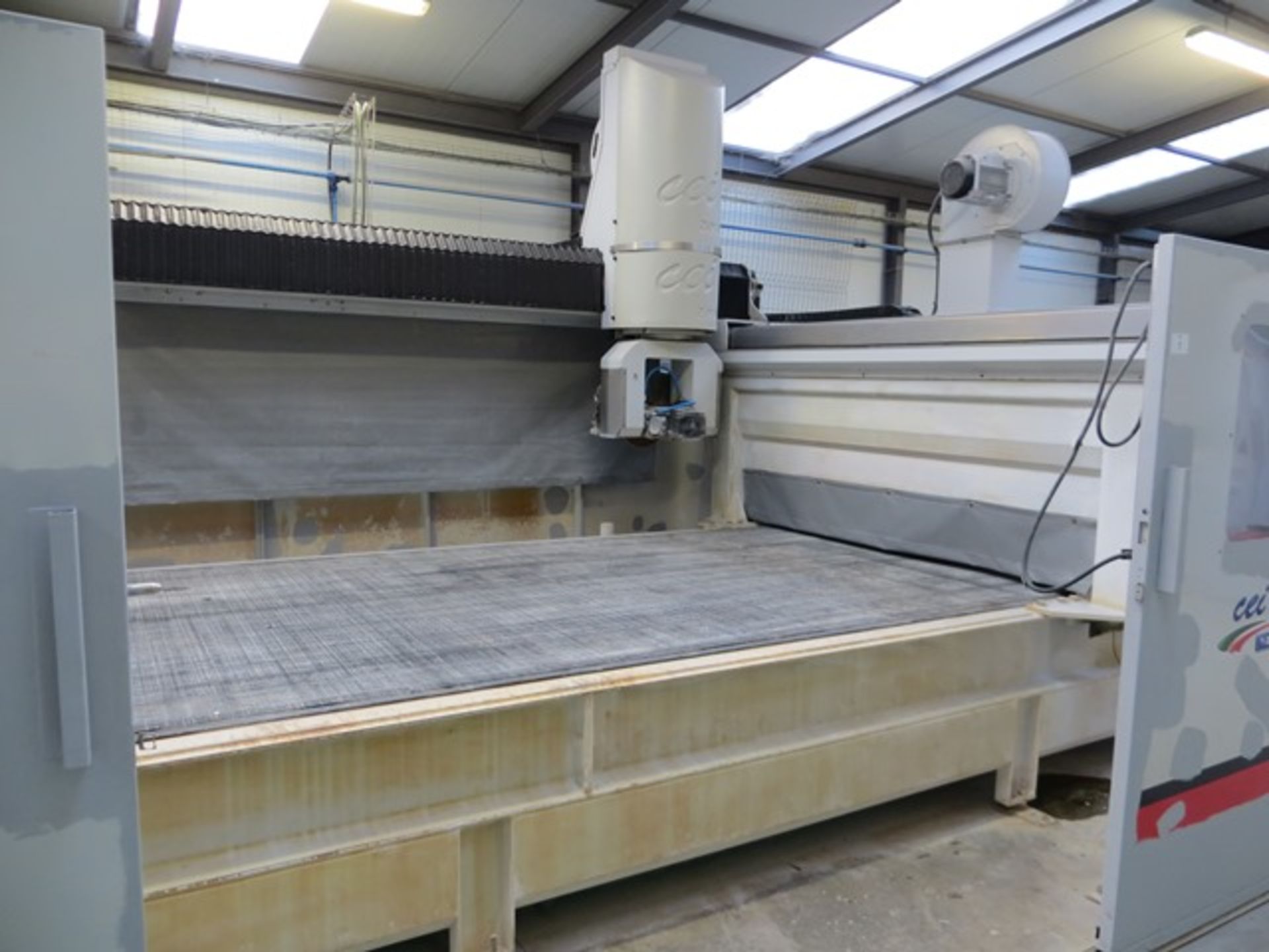 Cei by Zipor Stonecut 5x CNC cutting machine line with unload conveyor, 5 axis fully automated - Image 2 of 9