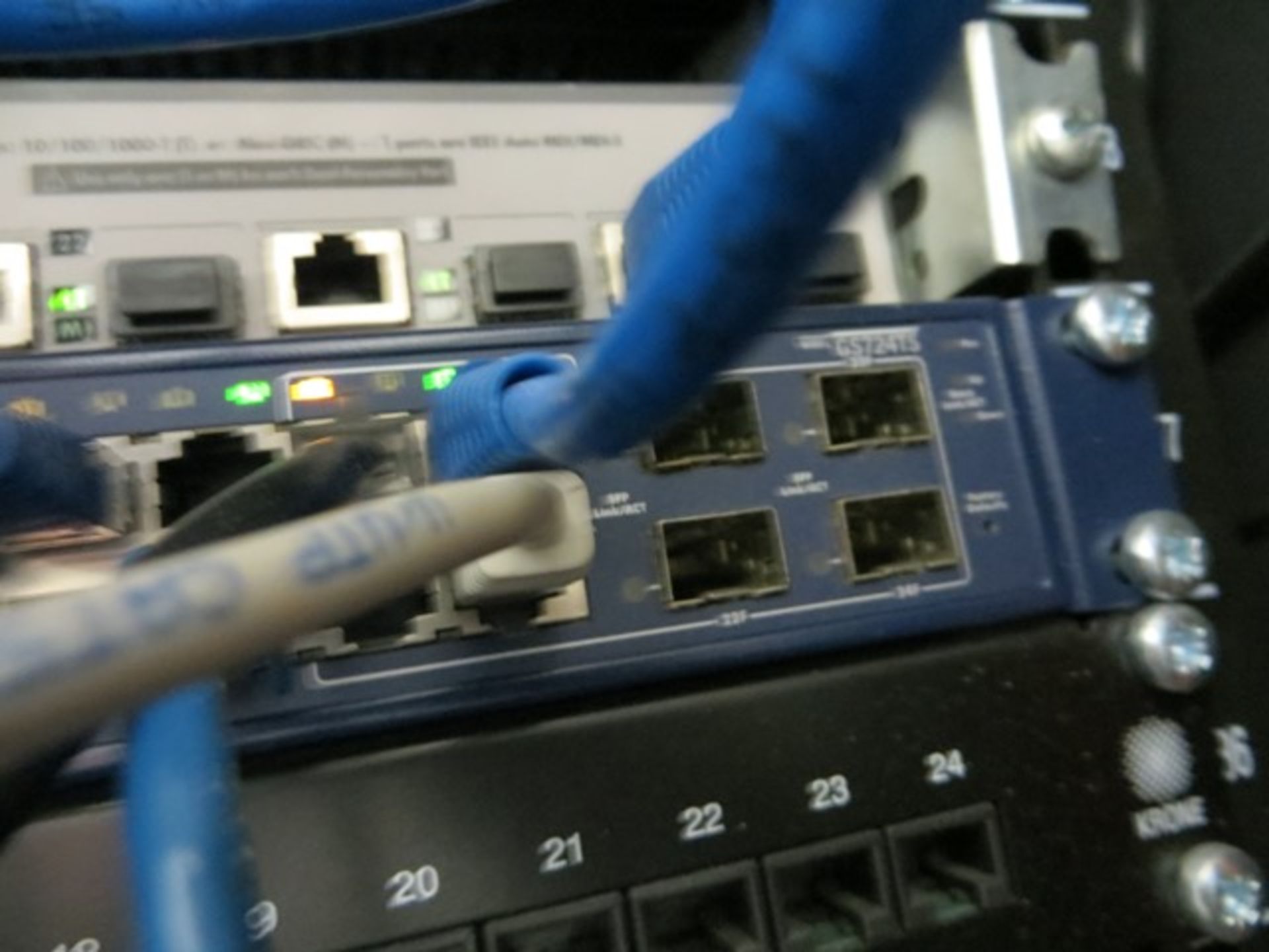 Netgear GS724 TS switch s/n ILY2753R00085 - Image 2 of 2