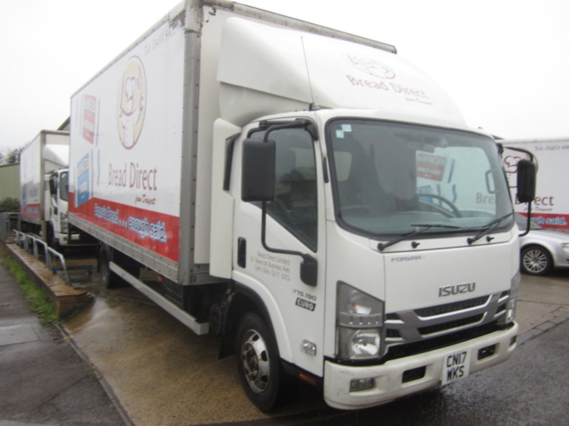 Isuzu Forward N750.190 Euro 6, 7.5 ton rigid box lorry with Palfinger folding tail lift - Image 2 of 12