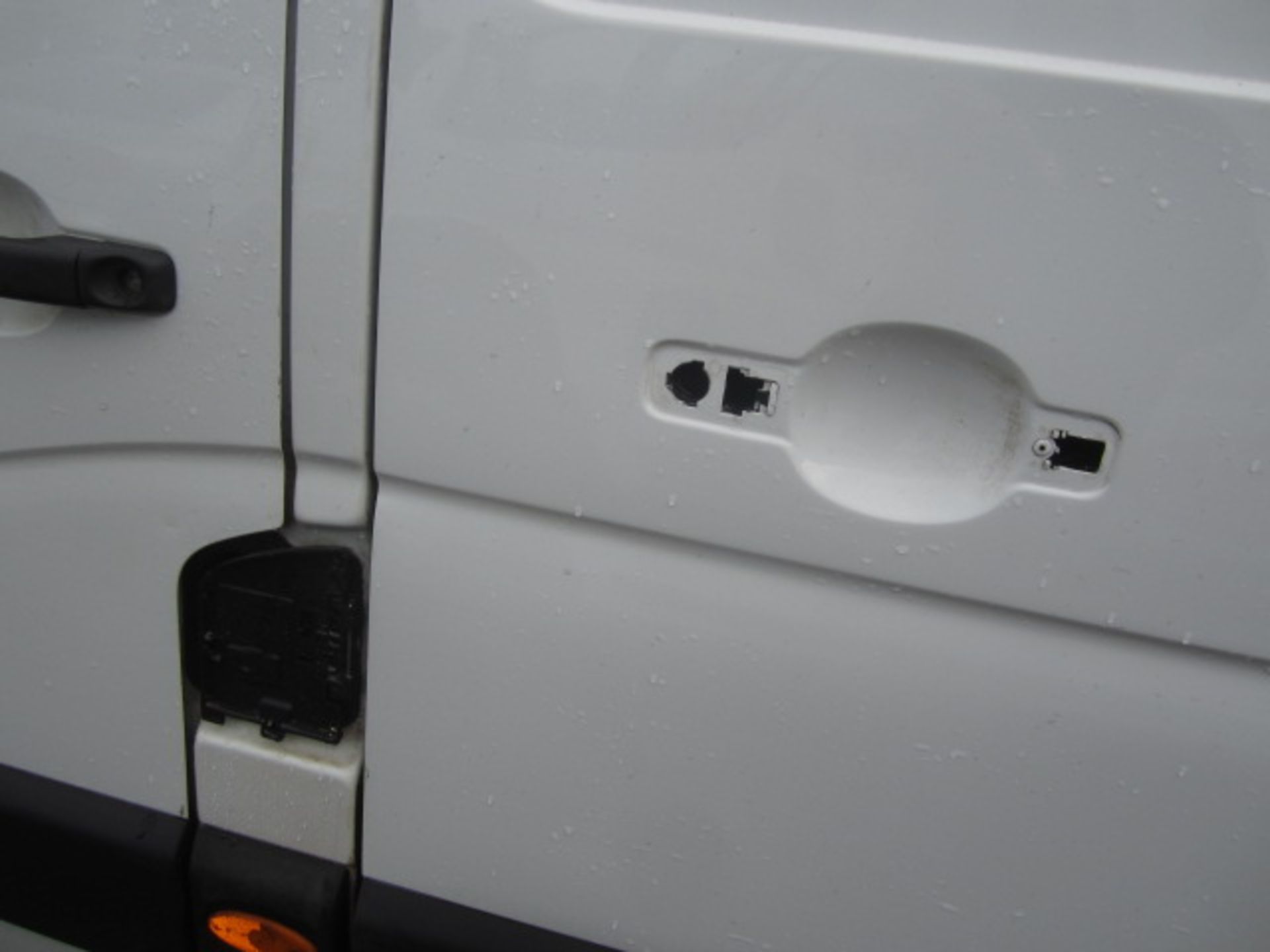 Renault Master LM35 Dci 125 LWB high roof panel van Registration: YF63 EDL Recorded mileage: 235,803 - Image 9 of 20