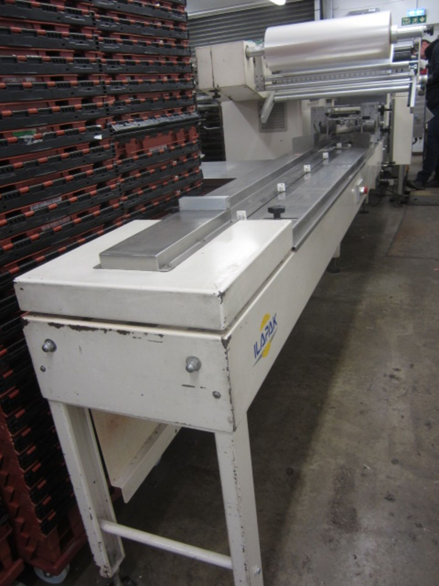 Ilapak Carrera 2000 PC flow wrapper, with stop/start and touch screen control s/n: 03 184 (2003) - Image 2 of 11