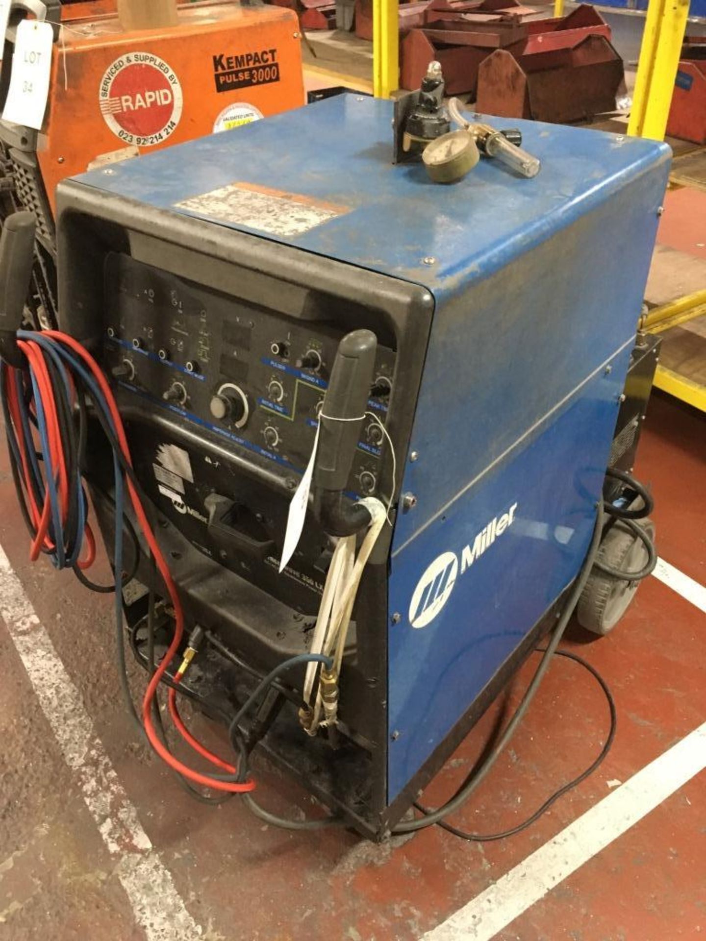 Miller Syncrowave 350LX AC/DC squarewave power source, Serial No. LH390087L, with TA XC600 water - Bild 2 aus 7