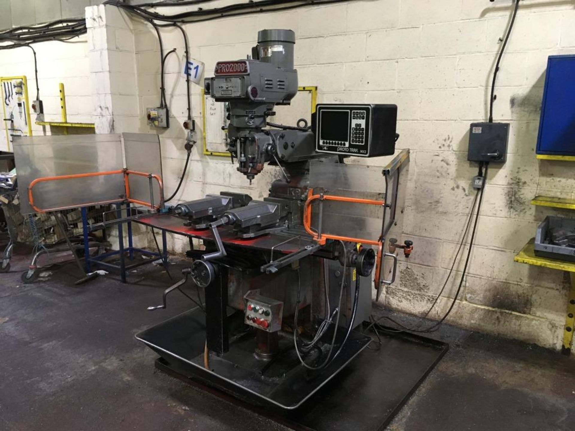 King Rich Industries Co turret milling machine, KR - V2000 Pro 2000, Serial No. 7176, with Proto - Bild 2 aus 7