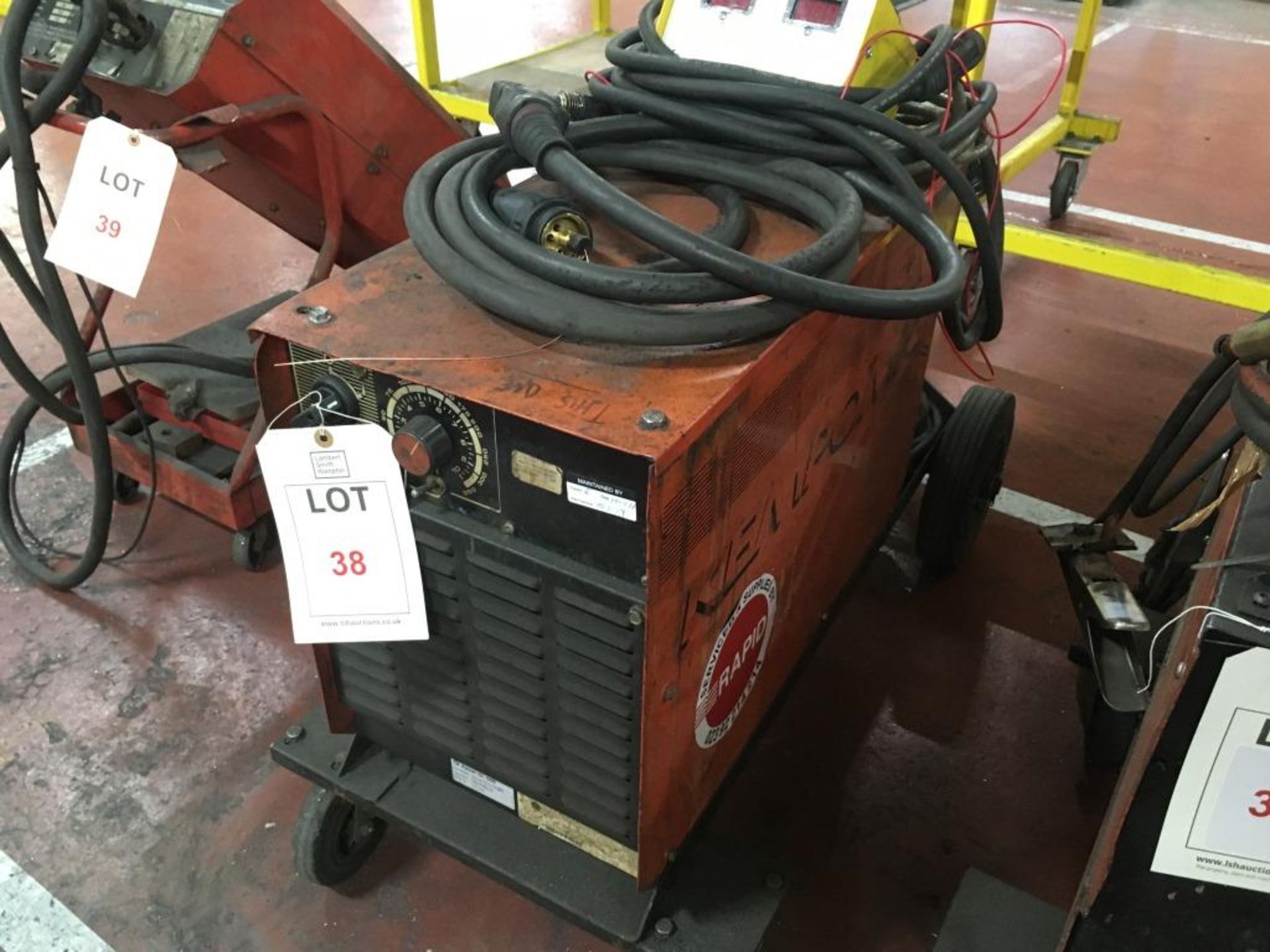 Kemppi Kempomig 3800 mig welder, Serial No. 711740C, with TecArc calibox box DC6000i display