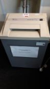 Fellowes Powershred 320 paper shredder