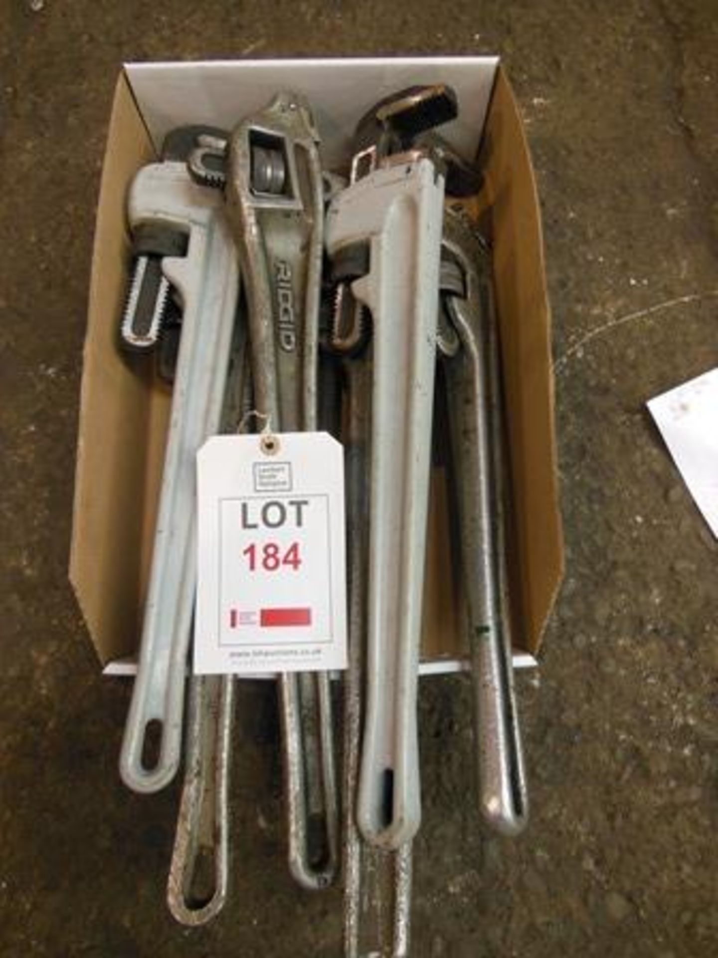 6 heavy duty pipe wrenches