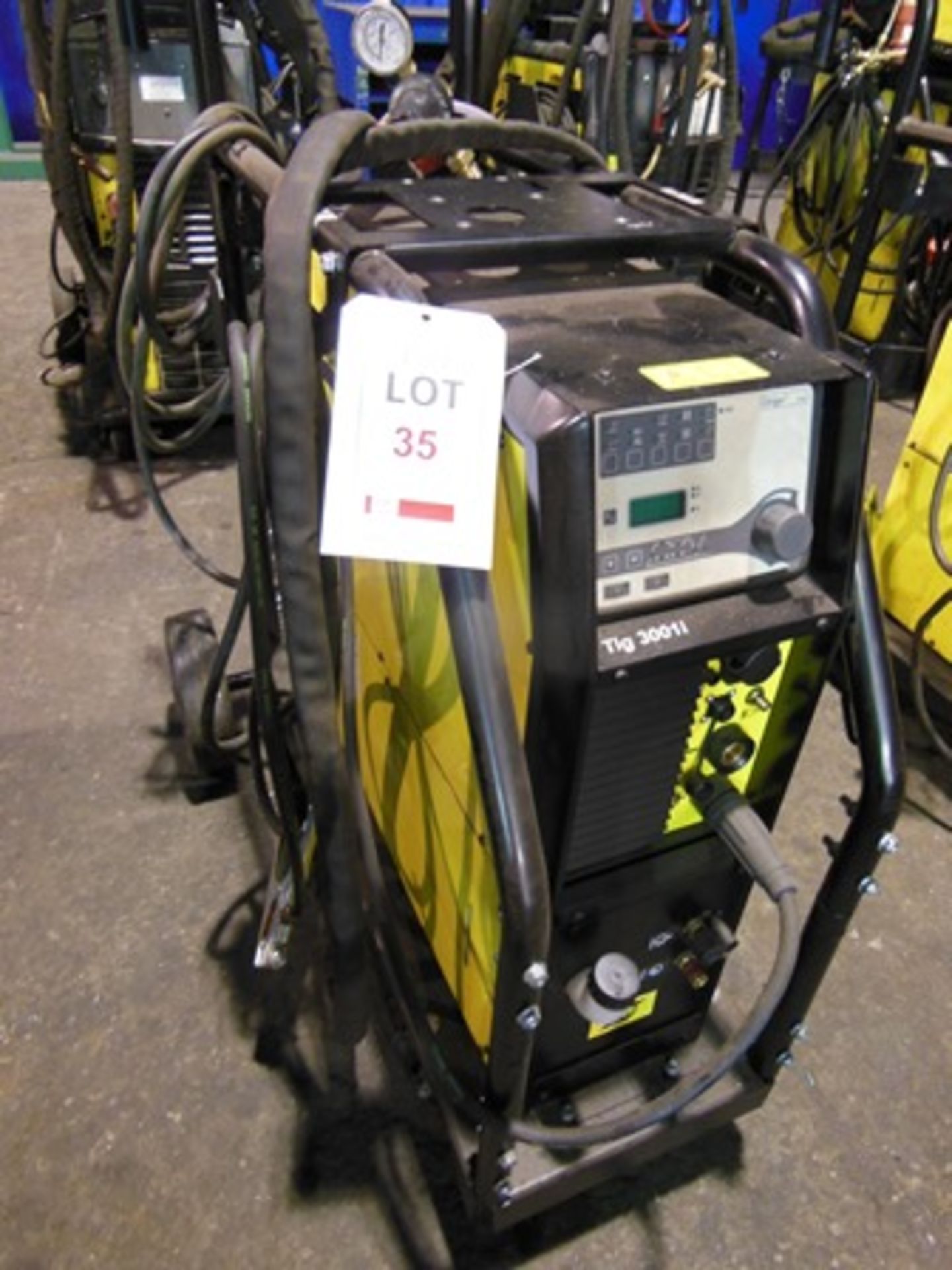 ESAB Tig 3001i tig welding set Serial no. 950-812-0540