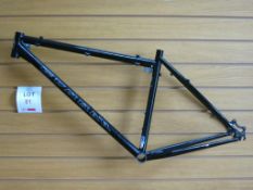 1x Gunnar Rockhound Black 17.5 Black Decal Frame SRP £945Reynolds 853 tubing.see table for