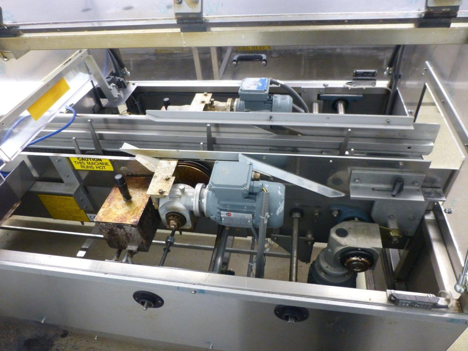 Jacob White TFS-NS carton sealing machine, Serial no. NS-089 - Image 3 of 4