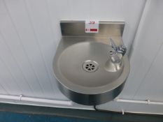 Apinox stainless steel drinking water fountain