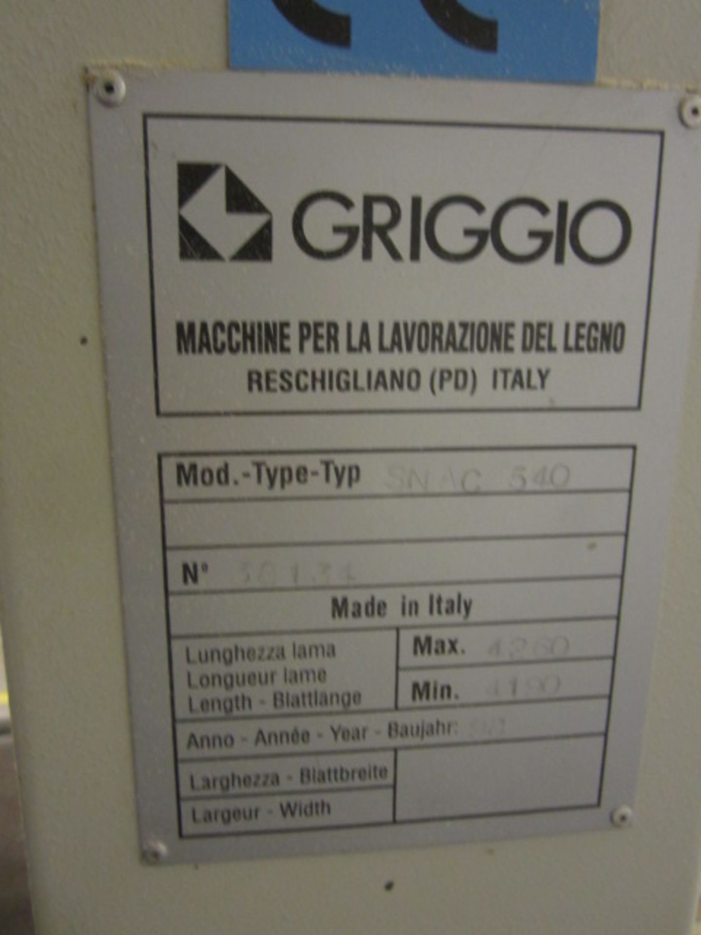 Griggo SNAC 540 vertical band saw, serial no: 38134 (1998). *NB: This item does not comply with - Image 4 of 7