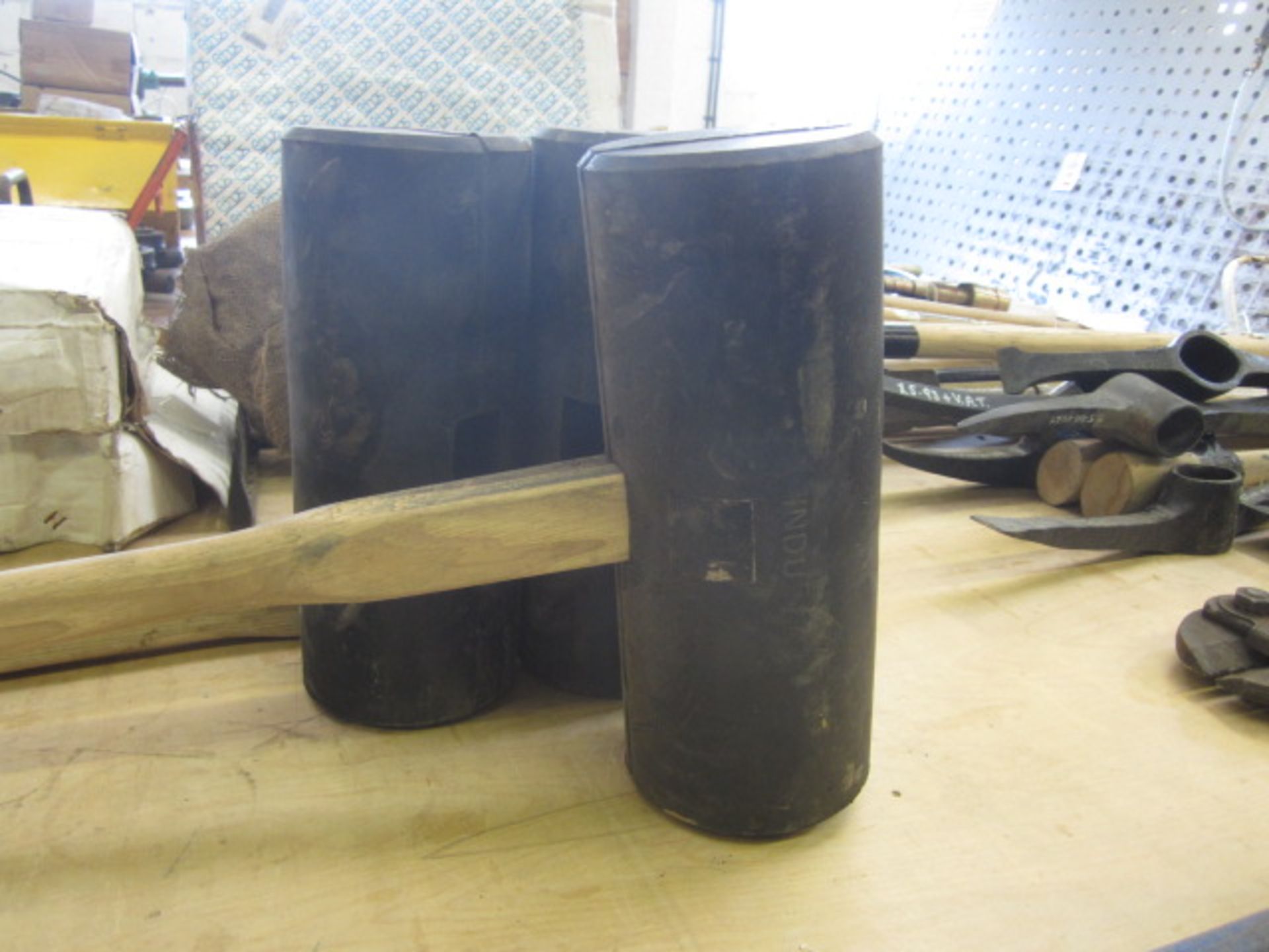 3 x rubber mallet heads with 3 x handles - Image 2 of 2