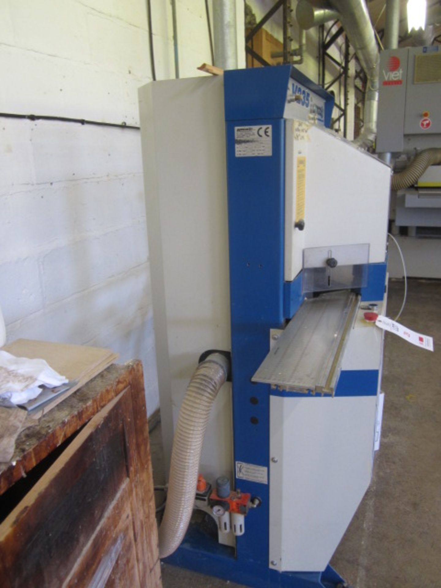 Omga V235 twin circular V saw, serial no: 03013 (2000) with through feed table - Image 3 of 7