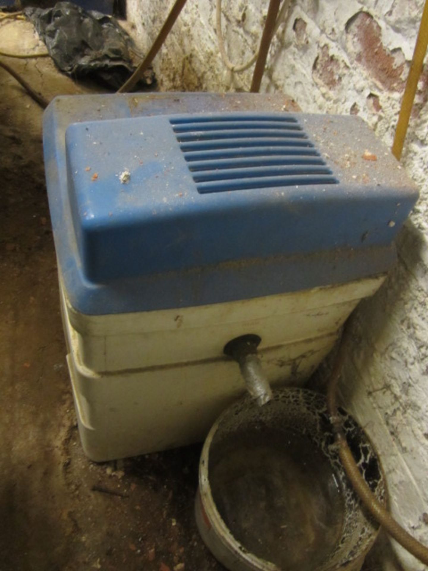 HPC TE121 air dryer, serial no: 1004 (1999), 2 x inline filters, oil/water separator - Image 8 of 8