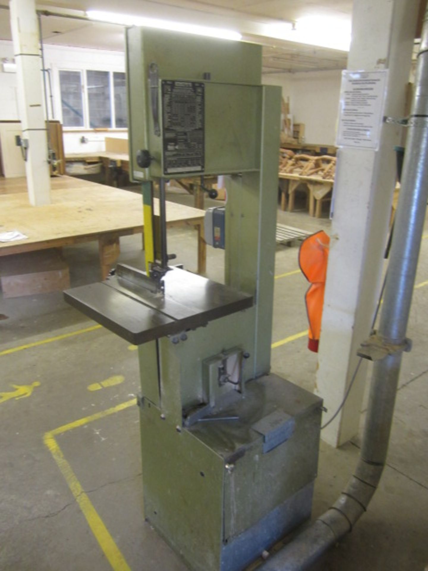 Startrite 352 vertical band saw, serial no: 80304. *NB: this item has no CE marking. The Purchaser - Image 4 of 6