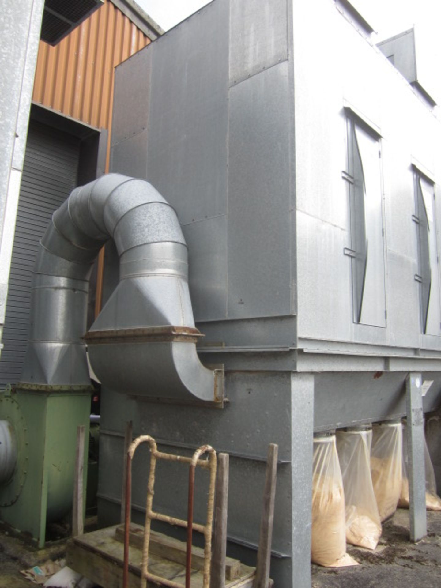 Airplants galvanised steel, heavy duty dust extraction unit, with 10 bag outlet, APL 60MD extraction - Image 3 of 8