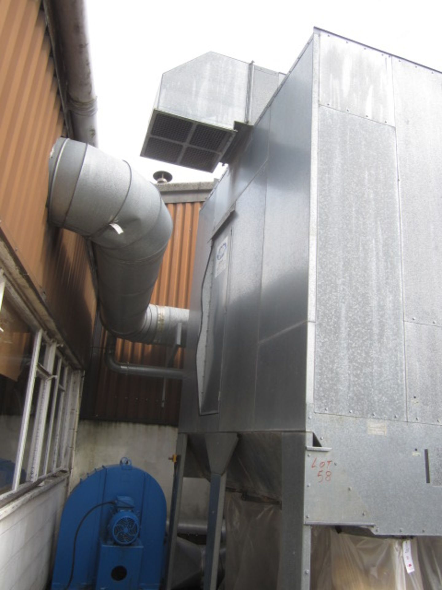 Airplants galvanised steel, heavy duty dust extraction unit, with 8 bag outlet , APL 50MD extraction - Image 2 of 7