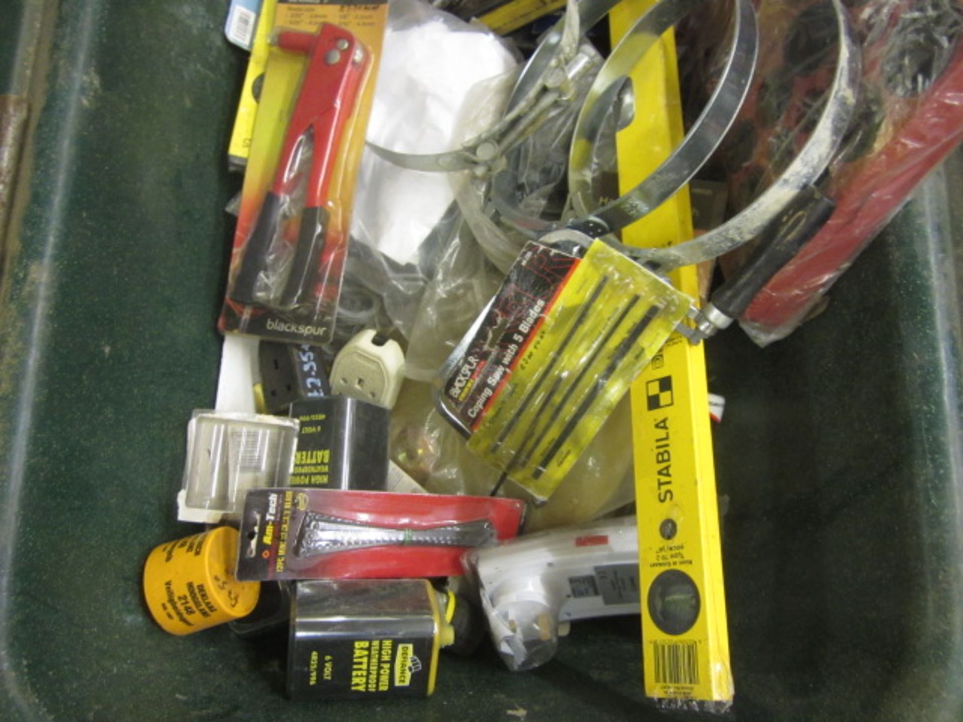Miscellaneous lot including 'O' rings, spirit level, screwdrivers, 6v batteries, torch, head - Image 3 of 3