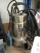 Erbauer 1000w stainless steel submersible water pump