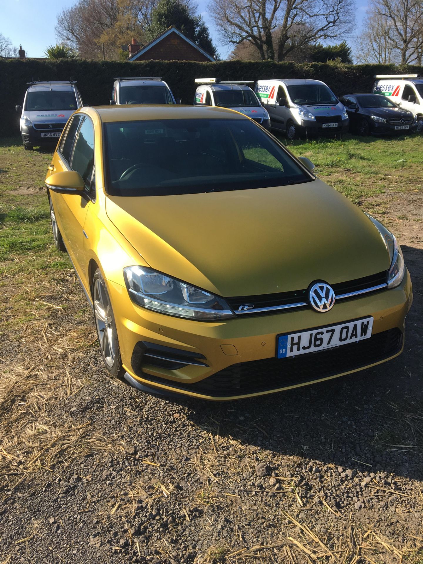 VOLKSWAGEN GOLF R LINE 2.0 TDI BMT 5 door hatchback diesel car, Registration No. HJ67 OAW