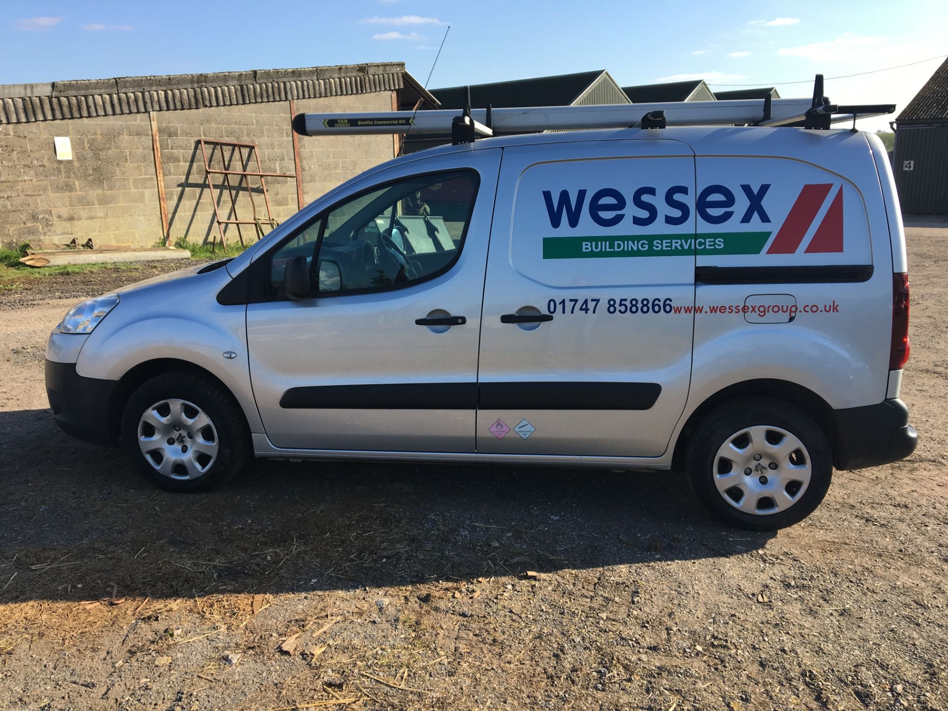 PEUGEOT PARTNER 850 SE L1 E-HDI signwritten panel van, with roof rails and tube box, Registration No - Image 2 of 8