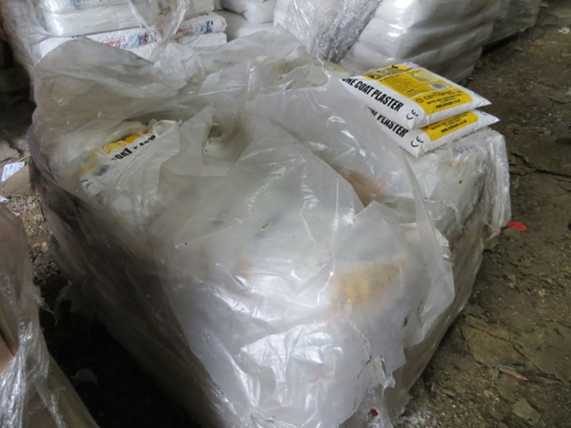 Pallet of Cement.Spec small pack One Coat Plaster WhitePlease note: This lot, for VAT purposes, is - Bild 3 aus 3