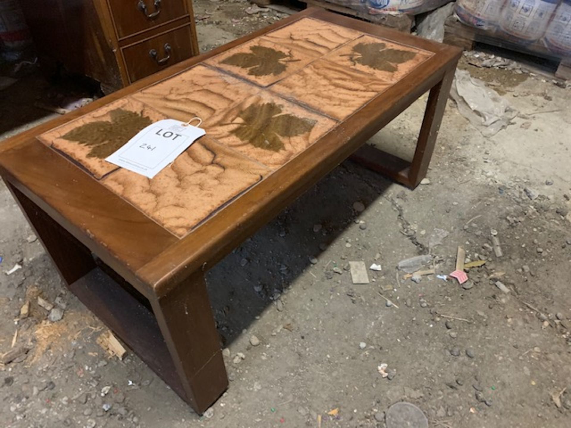 Coffee Table with Tile Top 960 x 480 x 400mmPlease note: This lot, for VAT purposes, is sold under - Image 2 of 2