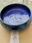 Vintage Royal Doulton bowl with blue glazing, approx 22x9 cmPlease note: This lot, for VAT purposes,