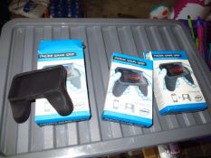 Ten Boxes 48 per box (480 units) Phone Game Grips for iPhone 4 & 4SPlease note: This lot, for VAT