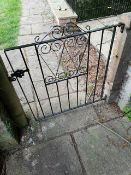 Metal Side gatePlease note: This lot, for VAT purposes, is sold under the Margin scheme and VAT will