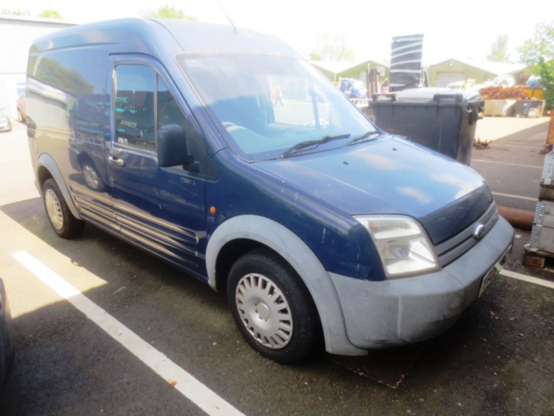 Ford Transit Connect T230L TDCi, diesel panel van, reg no: YT09 WNU, MOT: 21.06.19 mileage: 62,182..