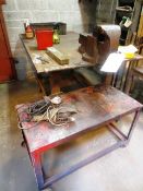 Record No.25 6" bench vice and steel bench, approx 1600 x 1000mm, with additional mobile steel