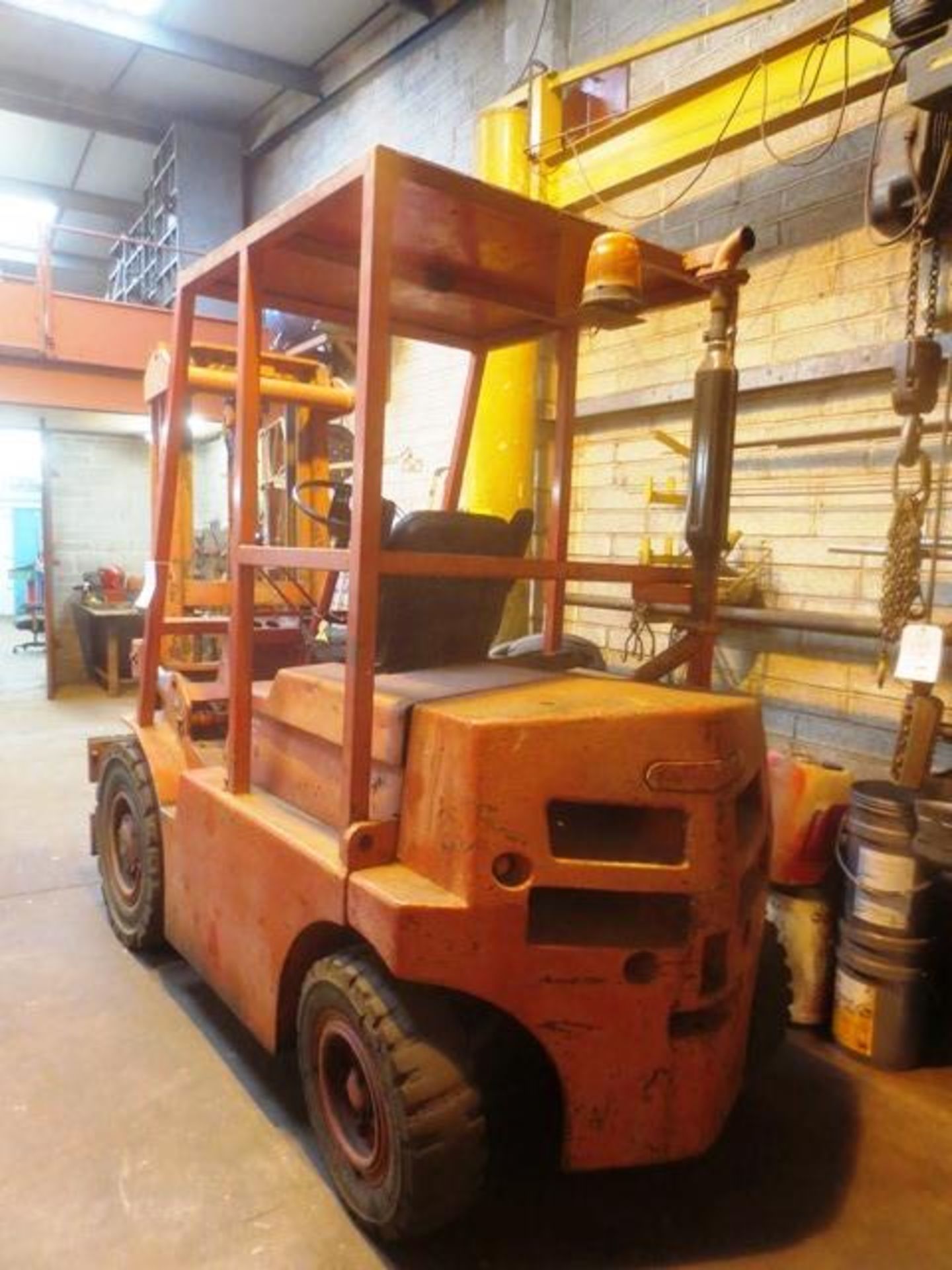 Coventry Climax ride on, dual mast, diesel forklift truck, model Universal Major, serial no: 830946, - Image 4 of 4