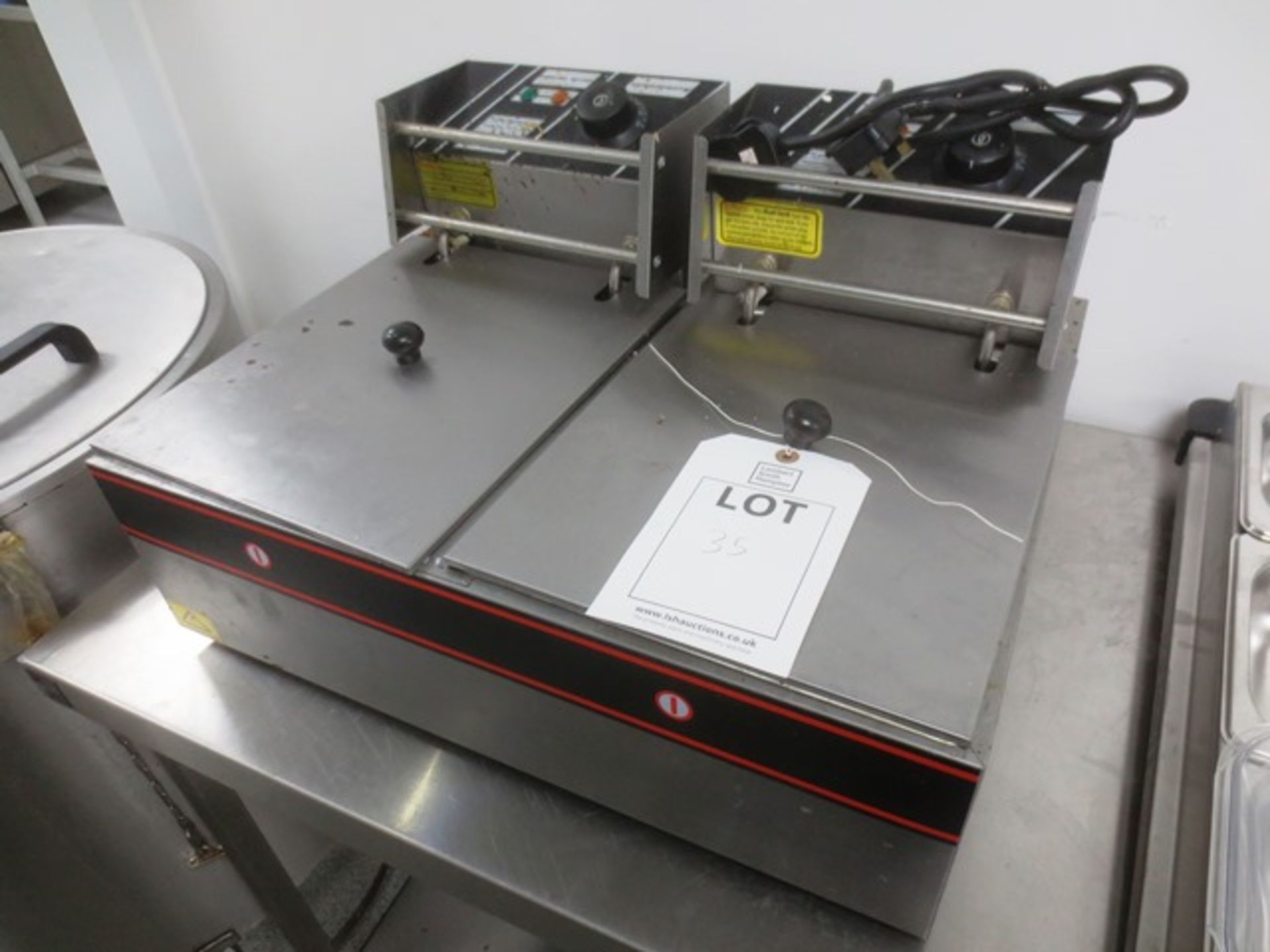 Stainless steel bench top twin fryer, 240v