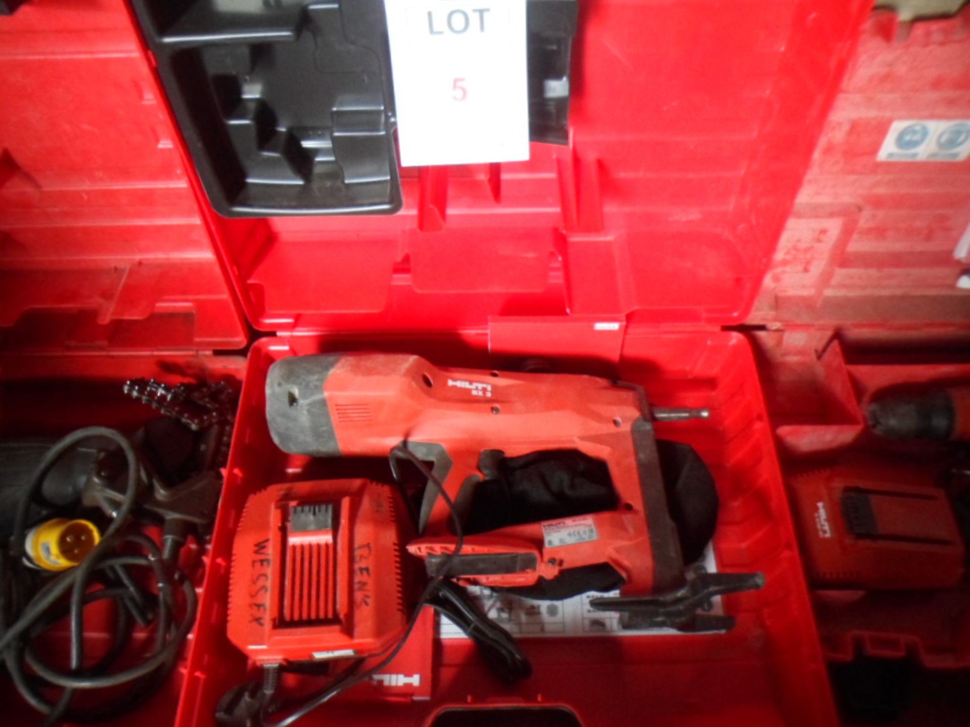 Hilti BX3 cordless fastening tool (no battery)