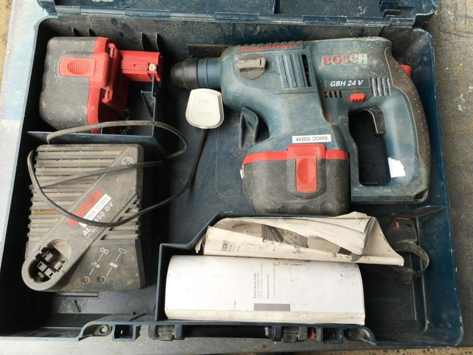 Bosch GBH 24v drill - Image 2 of 2