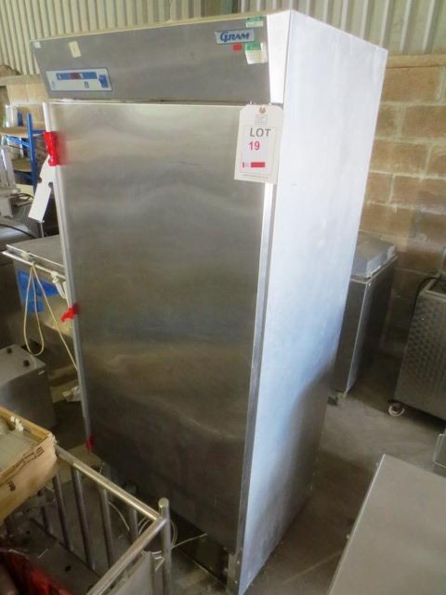 Gram stainless steel refridgerator, model K625 NMRH HAV, serial no: 275, 240v - Image 2 of 4